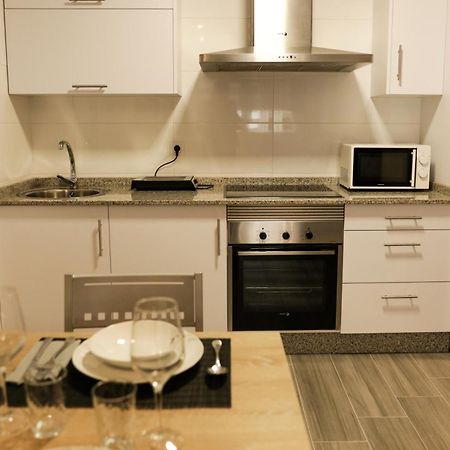 Dpcristal City Apartments Sarria Ngoại thất bức ảnh